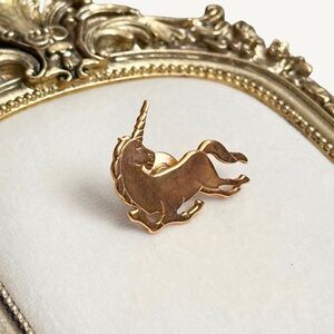 Vintage Gold Unicorn Pin
